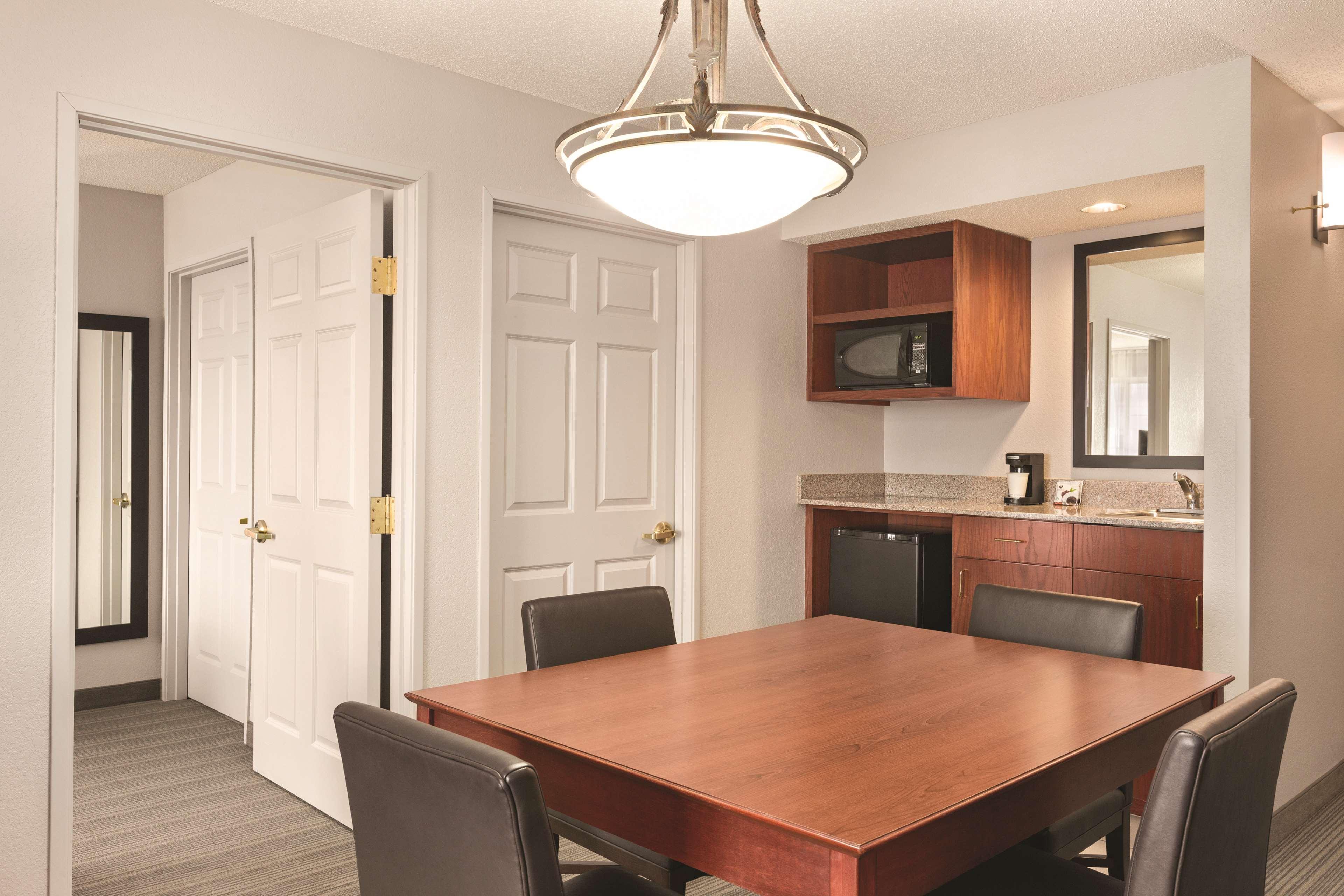 Country Inn & Suites By Radisson, Willmar, Mn Luaran gambar