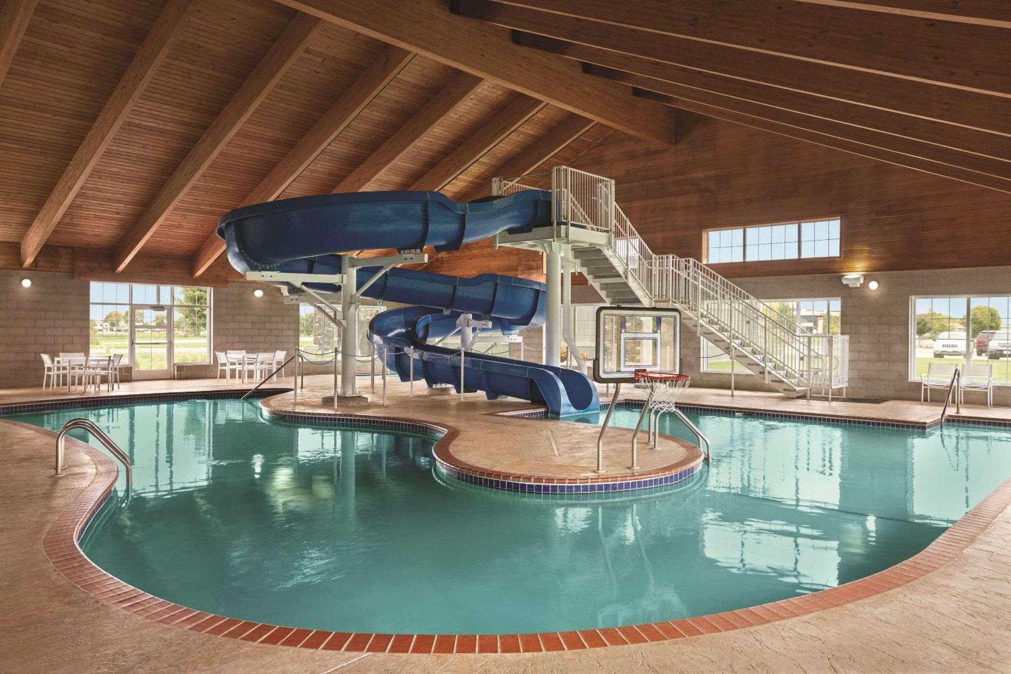 Country Inn & Suites By Radisson, Willmar, Mn Luaran gambar